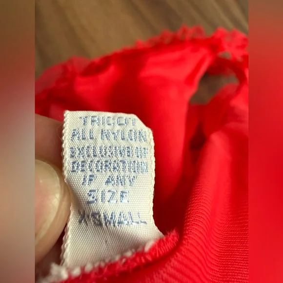 Vintage 1960’s Vanity Fair Floral Embroidered Babydoll Nightgown Red Size XS - Picture 5 of 14